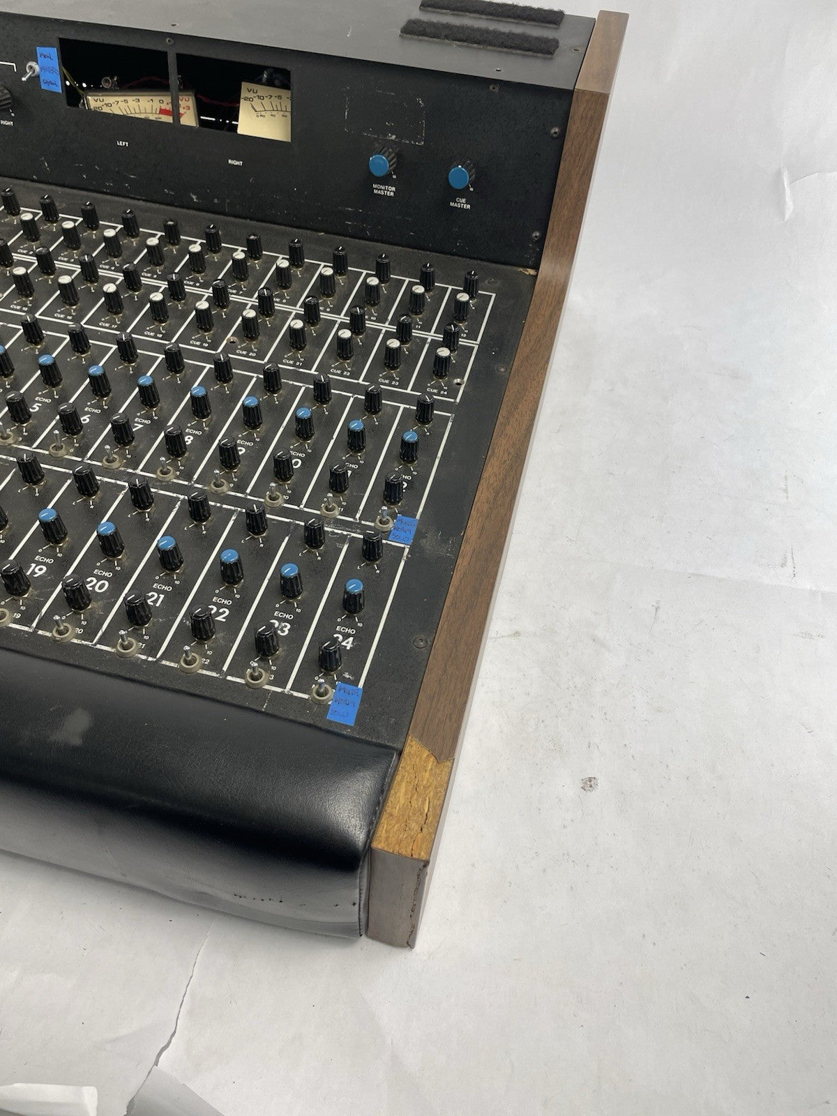 Quantum Audio Labs QM-8B 2x24x48 Monitor Mixer QM-8