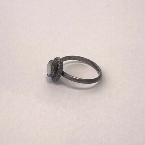 Dainty Native American Minimalist Mother Pearl 925 Sterling Silver Ring Size 2