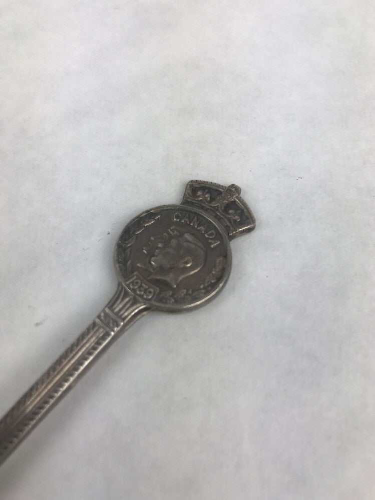 SILVERPLATE SOUVENIR SPOON GEORGE VI & QUEEN E 1939 CANADA VISIT BY WM A ROGERS