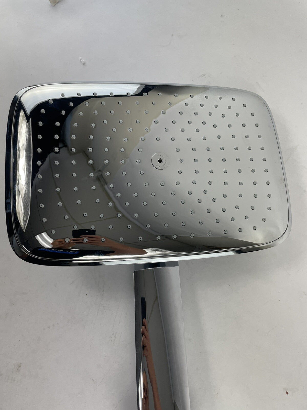 Hansgrohe 27437001 PuraVida Rain 2.5 GPM Chrome Pure Shower Head & Flange & Arm