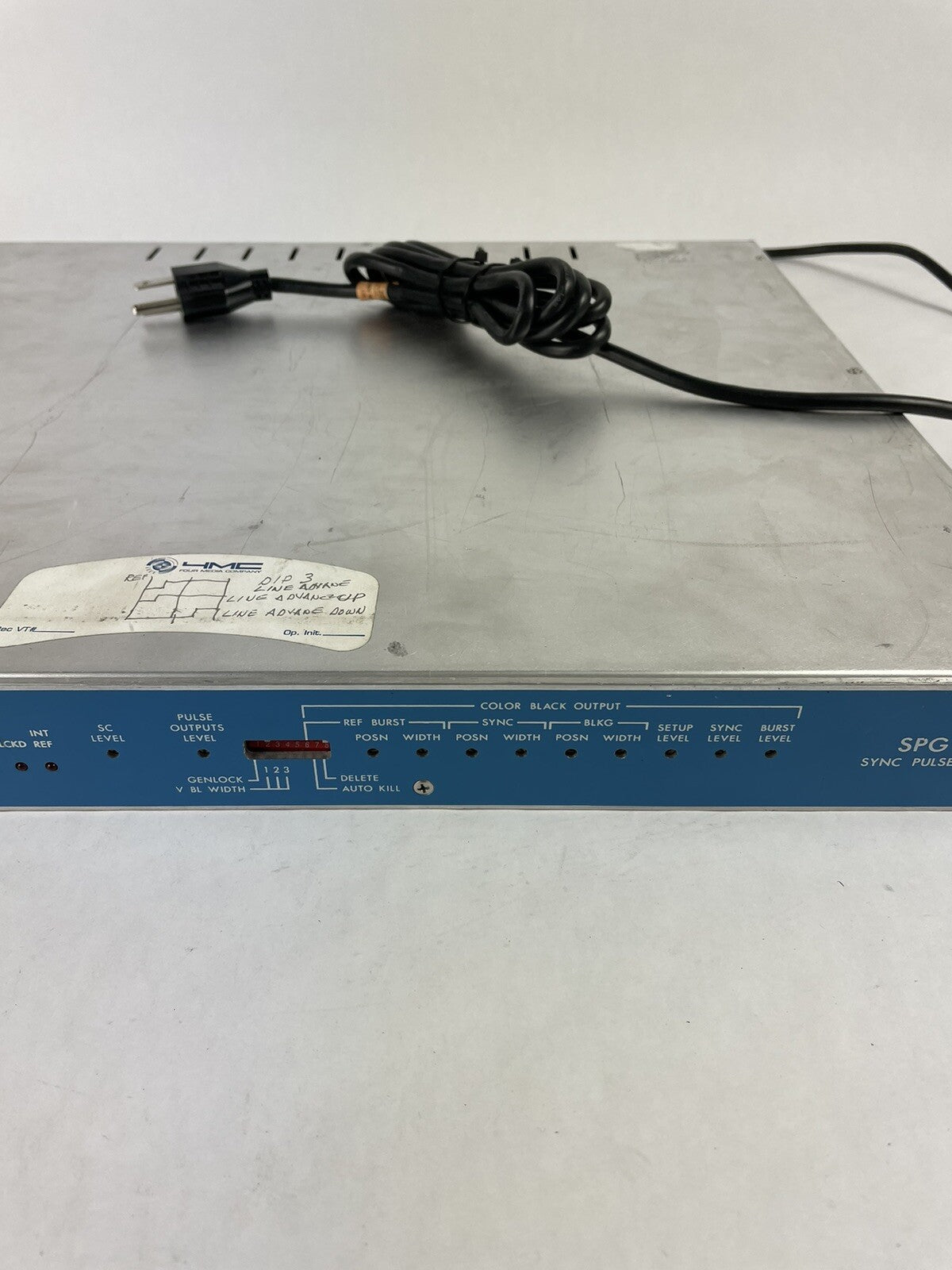 Leitch SPG-120N  Sync Pulse Generator