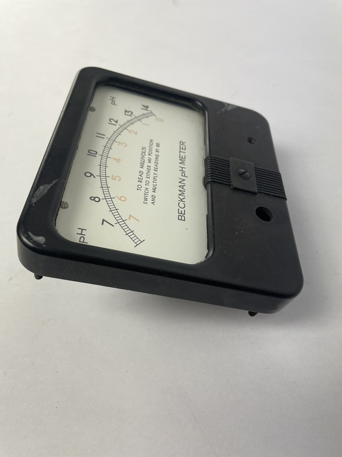 Beckman Century analog PH meter 0 to 400 millivolts