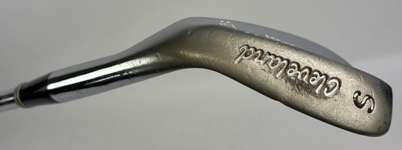 CLEVELAND TOUR ACTION REG 588 SAND WEDGE RH Steel S400 Lamkin Grip