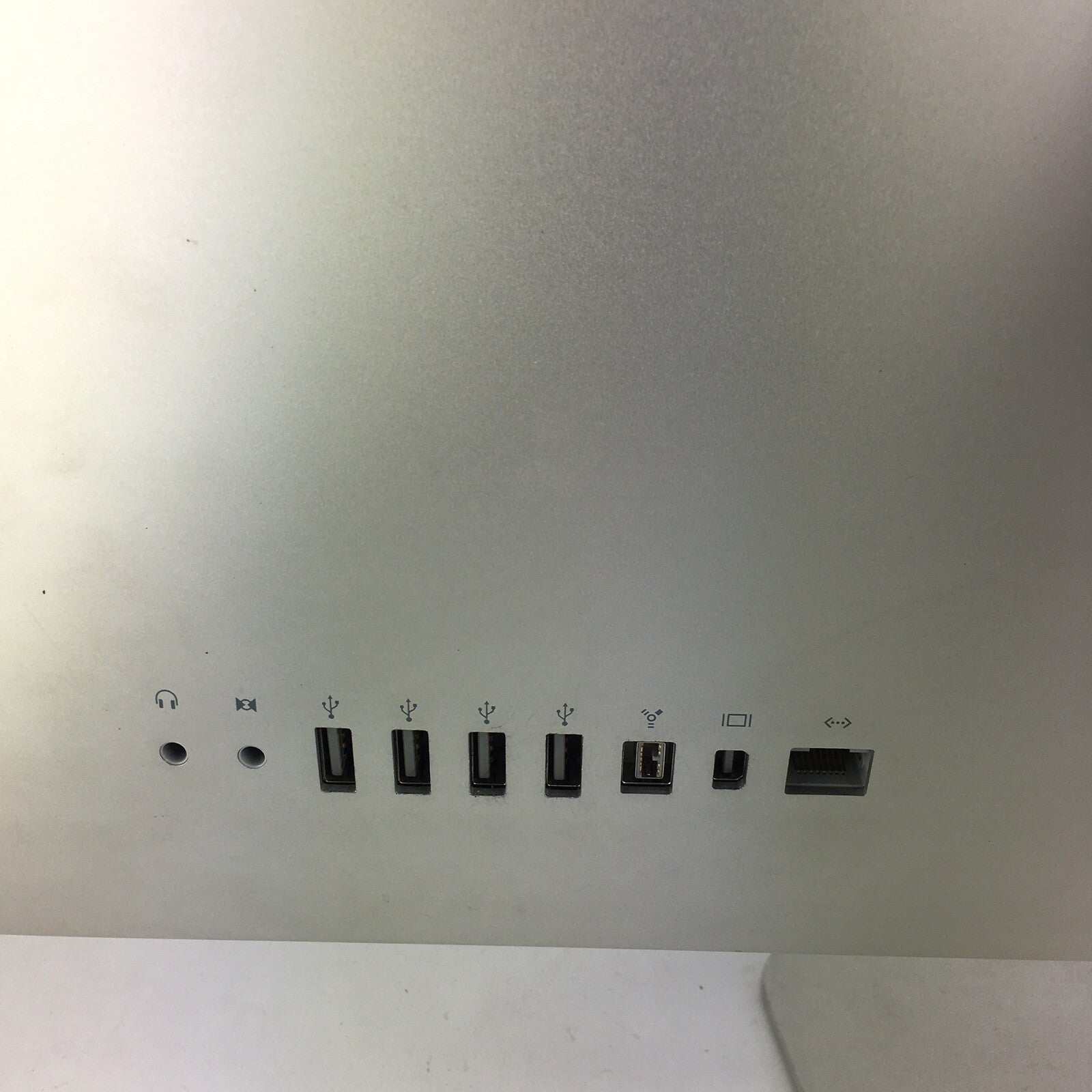 Apple iMac A1311 21.5" Desktop EMC 2389 - 3.06 GHz Core i3 - Parts Only