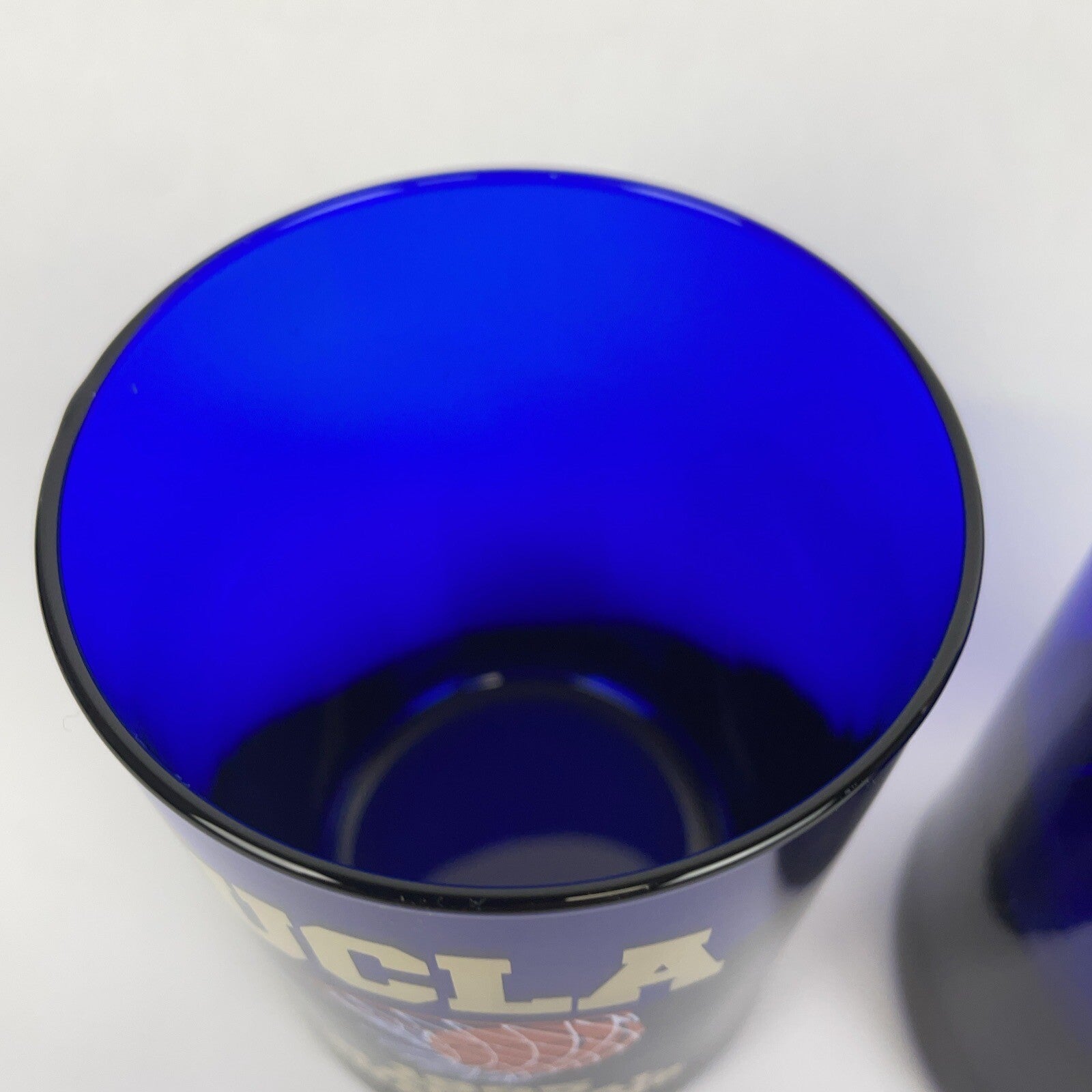 2 x Vintage UCLA BRUINS 1995 Bar Glass Basketball Blue Gold National Champions