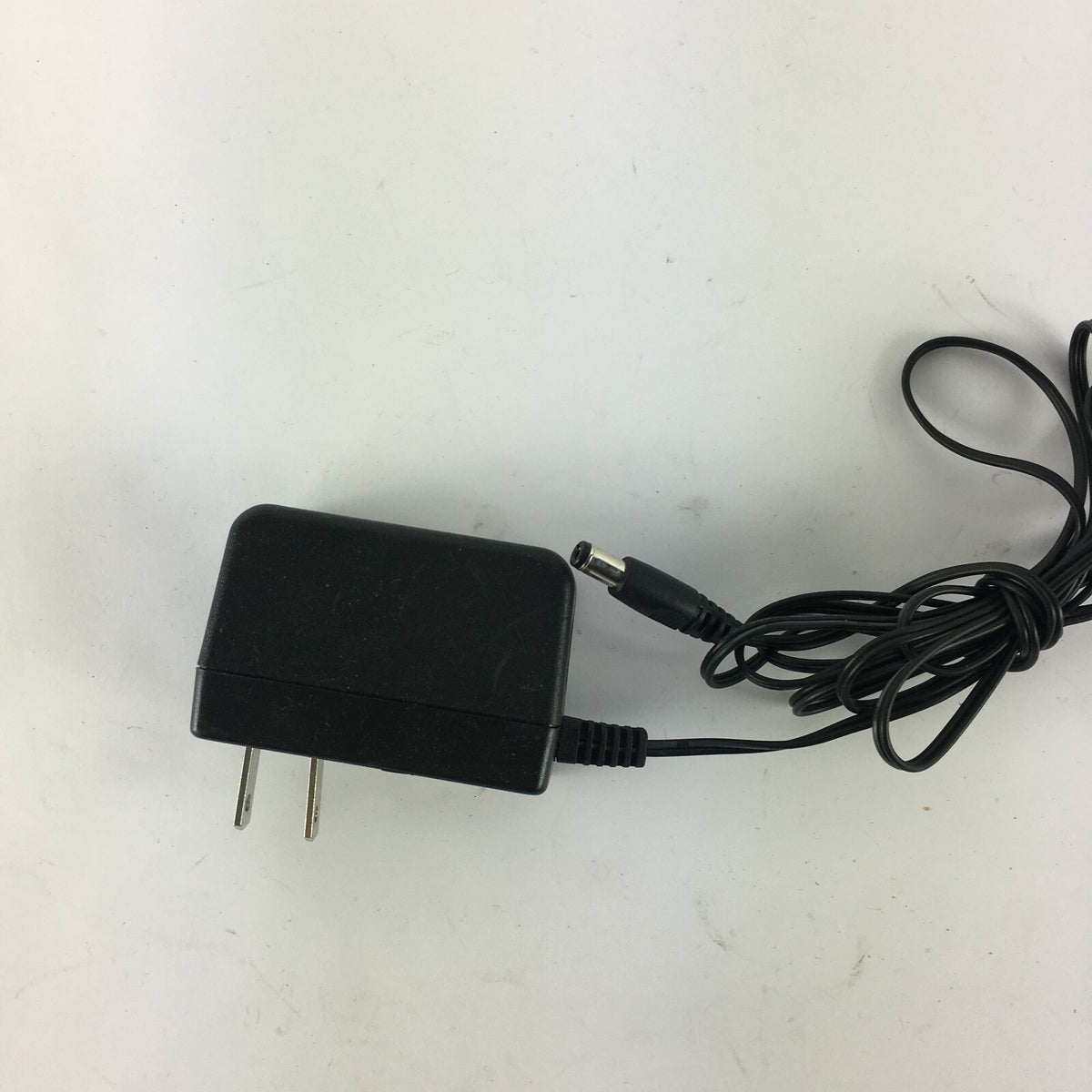 Genuine Net Gear DSA12R12AUS Output 12 V 1 A Power Supply Adapter A41