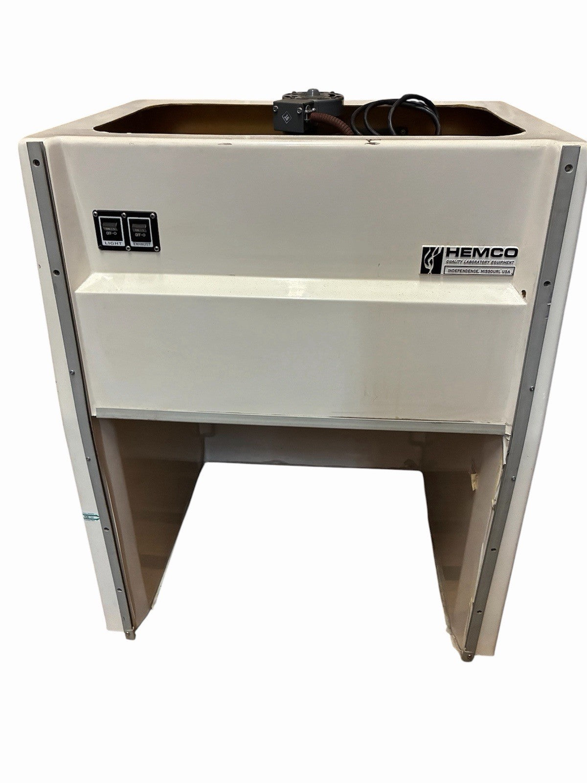 HEMCO 93005 Port Ductless Laboratory Fume Hood w/ Exhaust Blower