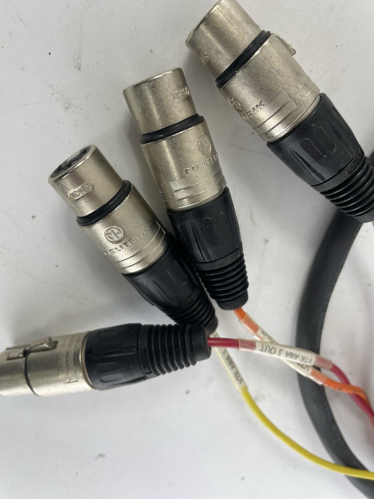 Belden 4 Channel Male 1/4" Phone to 3-Pin Neutrik XLR Female Snake Cable 9'