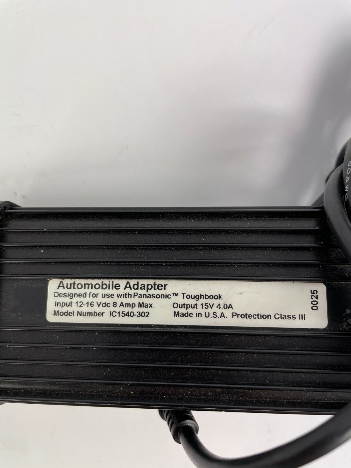 Genuine Olympus BCS-1 Li-ion Battery Output 8.35V 400mA Power Supply Adapter A63