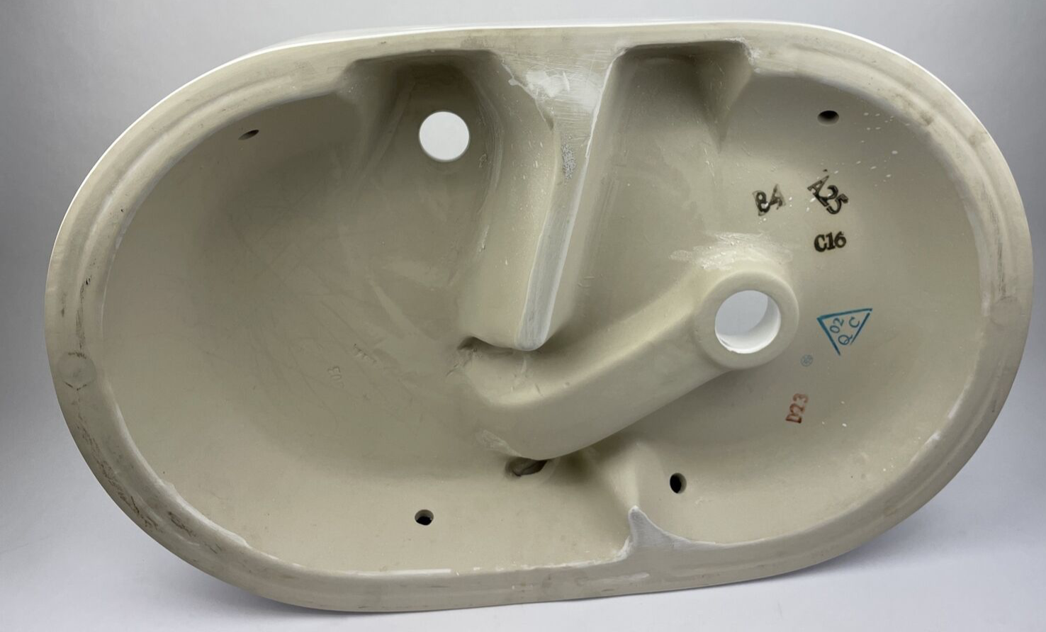 Porcelanosa NK Noken XS RONDO Designer Single Hole Wall Hung Basin Sink WHITE