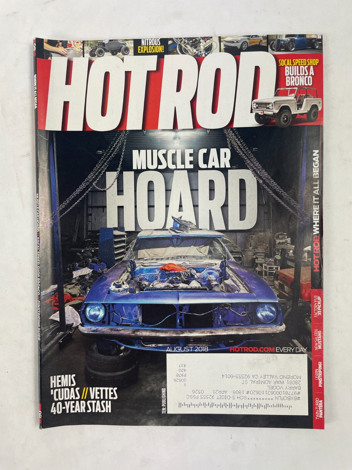 August 2018 Hot Rodding Magazinee Muscle Car Hoard Hemis Cudas Vettes 40-Years