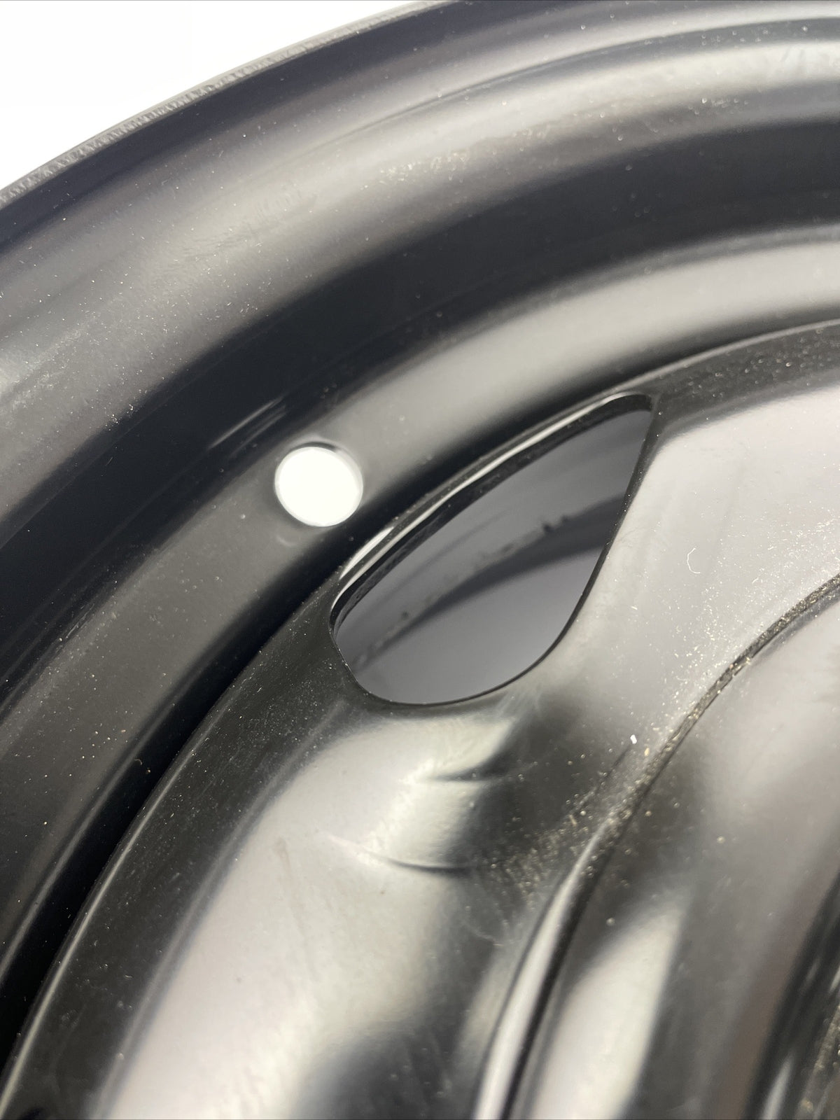 Kia Rio steel wheel rim 13x5J black OEM 2000-2005 Selbo