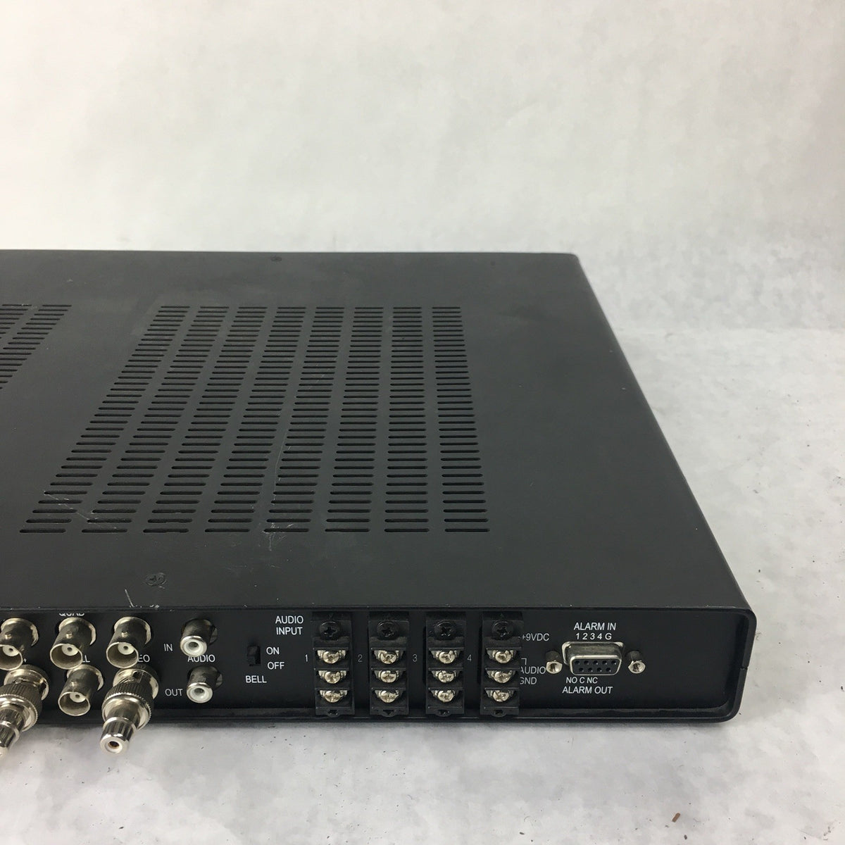 Ultrak Stand Alone Quad Model KQ8100A REAL-TIME QUAD PROCESSOR w/ AUDIO
