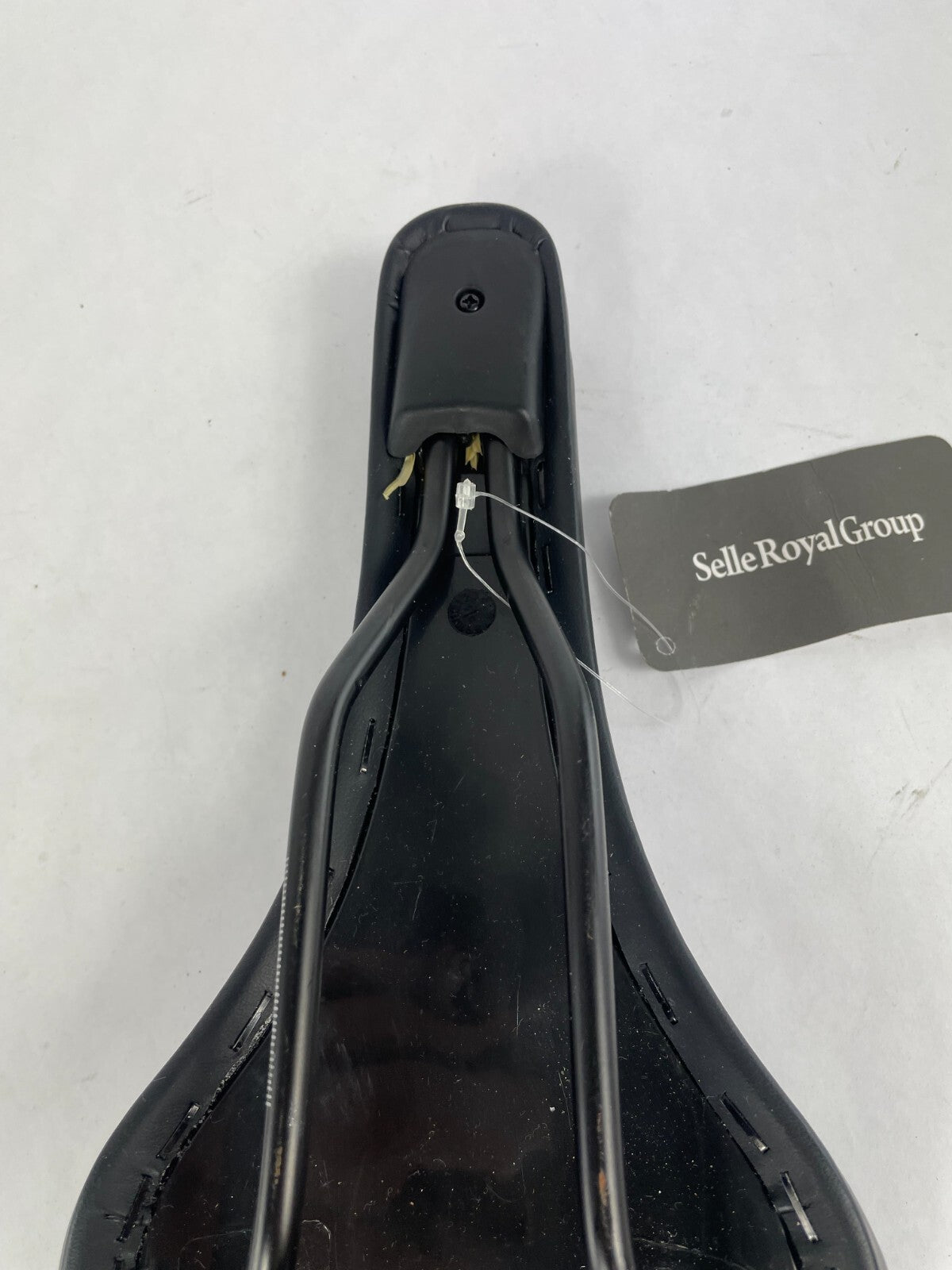 Selle Royal Explora Athletic black ergonomic bicycle saddle for road hybrid commuter and recreational cycling