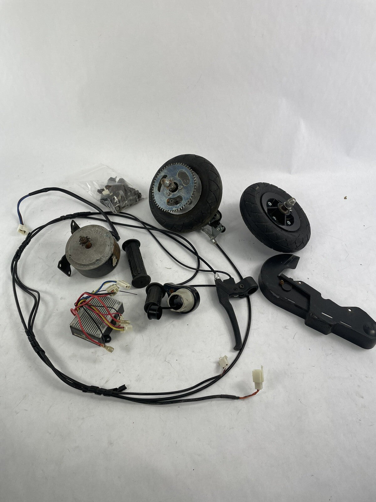 Razor E150 Electric Scooter Motor 24V Tire Assembly, Front Wheel, Brakes (kit 1)
