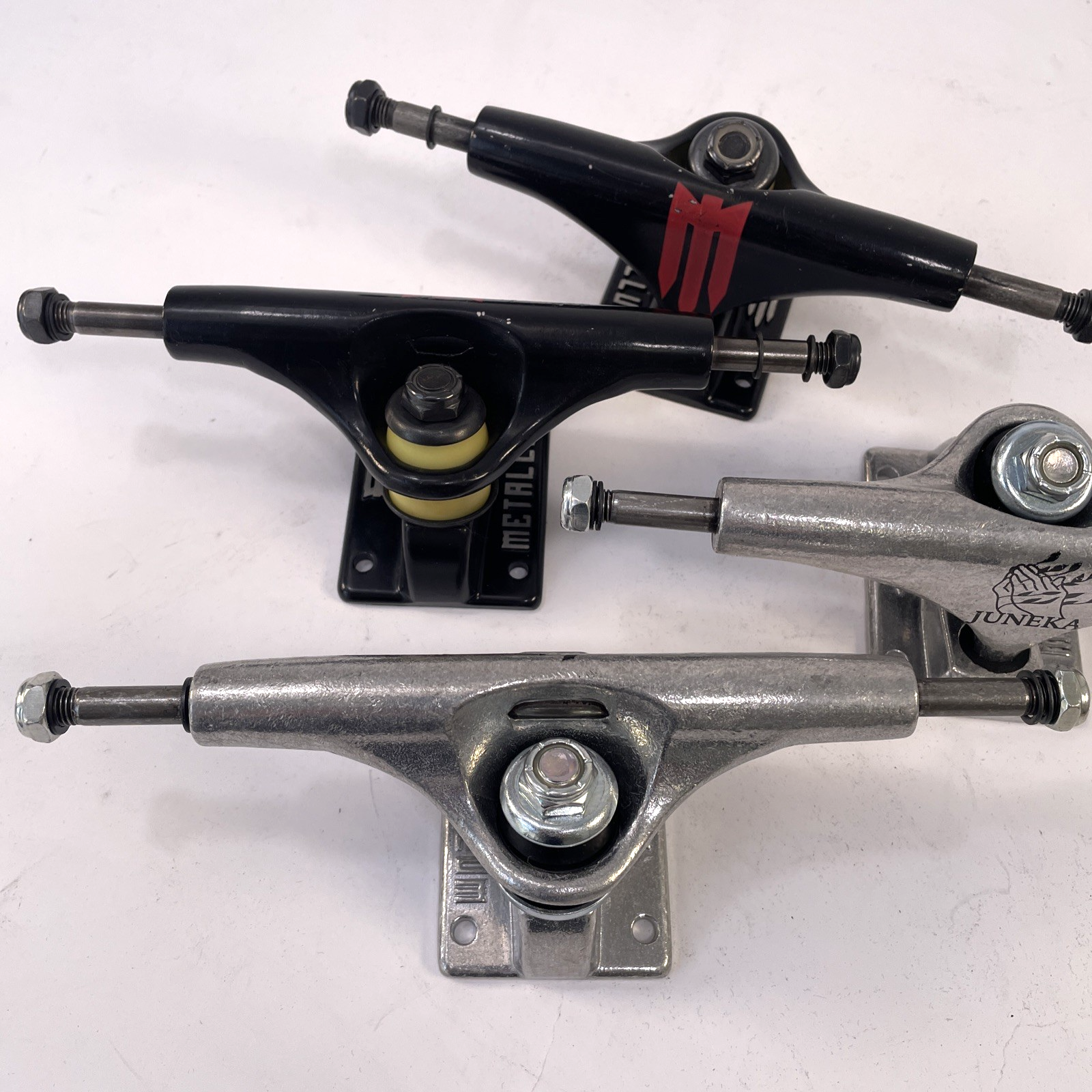 2 Sets METALLUM Skateboard Trucks 1 set Black 129mm /  1 set Polished 149mm