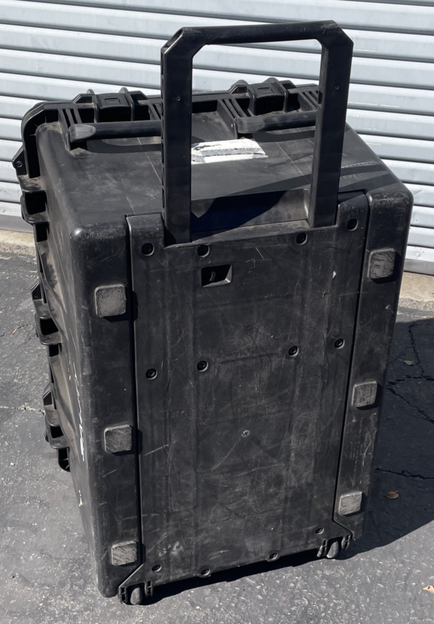 Pelican iM3075 Storm Waterproof Rolling Transport Case Black Retractable Handle