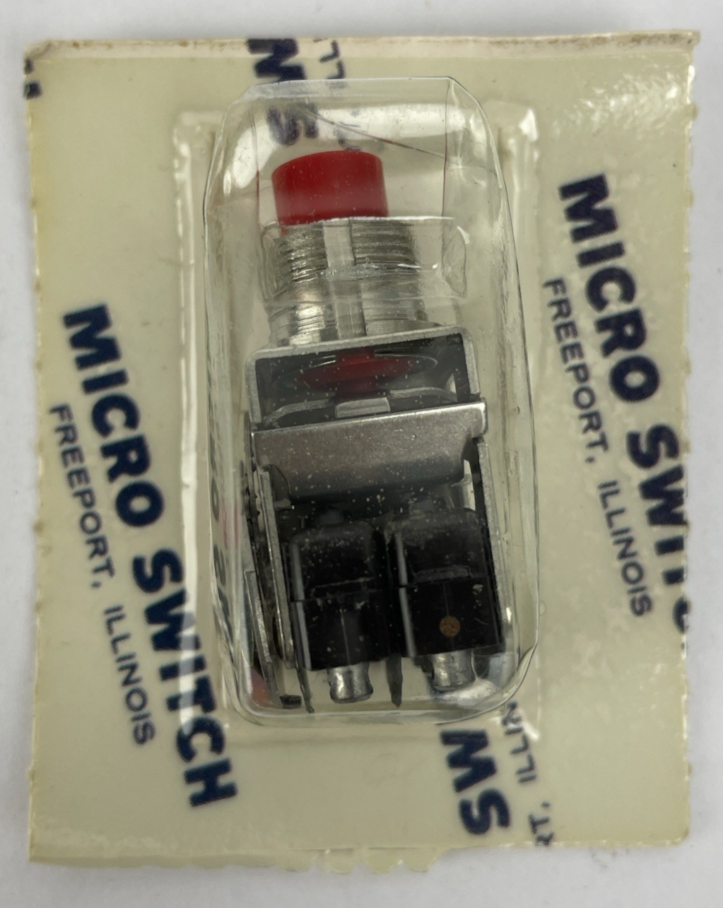 Micro Switch 2PB12 Momentary Pushbutton Switch 5 Amp 250 VDC NOS Sealed Package