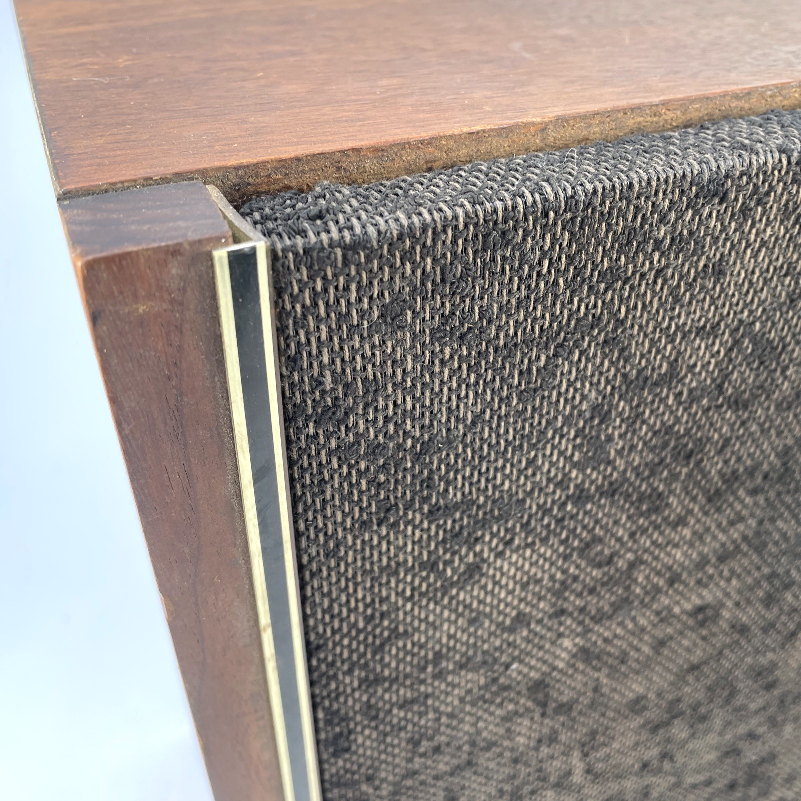 Vintage Juliette Air Suspension Audio System Wood Bookshelf Speakers 13x11x6.5
