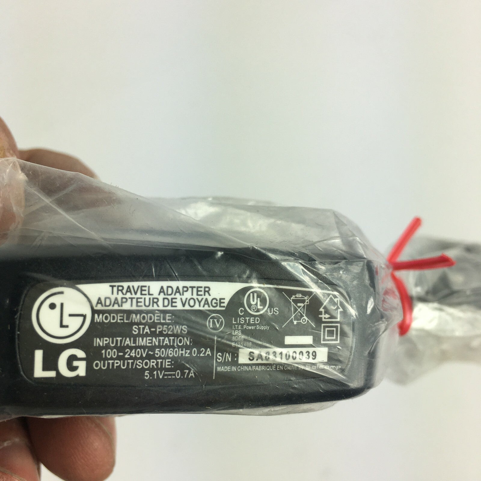 Genuine LG STA-P52WS Output 5.1V 700mA Power Supply Adapter A23
