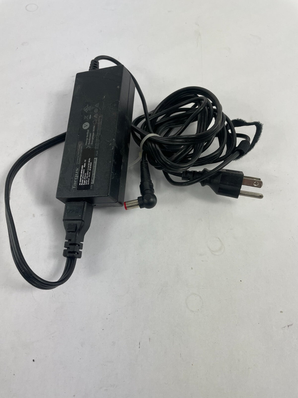 Geniune Targus APA731US0 Output 19.5 V 90 W  Power Supply Adapter B01