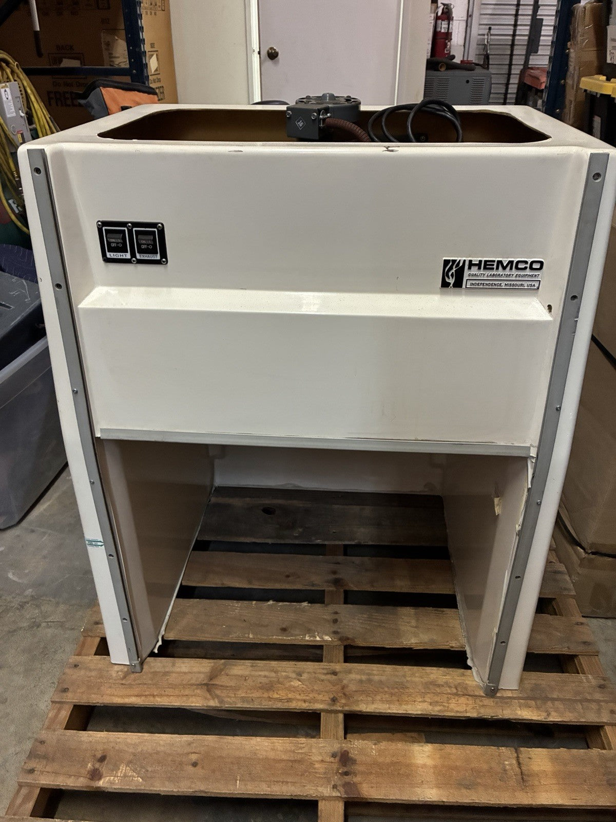 HEMCO 93005 Port Ductless Laboratory Fume Hood w/ Exhaust Blower