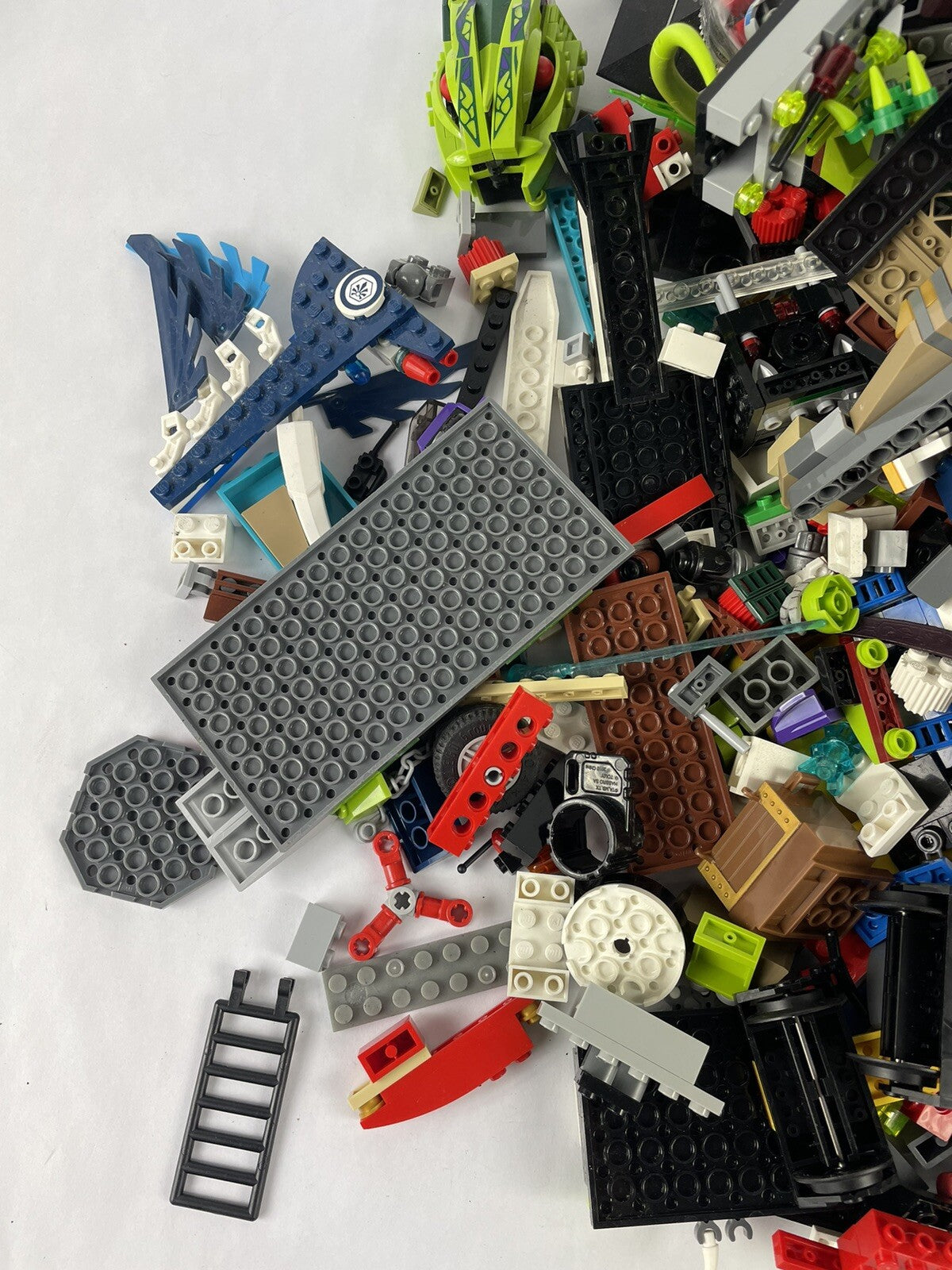lot of LEGO 5 lbs Pounds Bulk Lot of Loose Legos Pieces Bricks Parts *CLEAN* L7