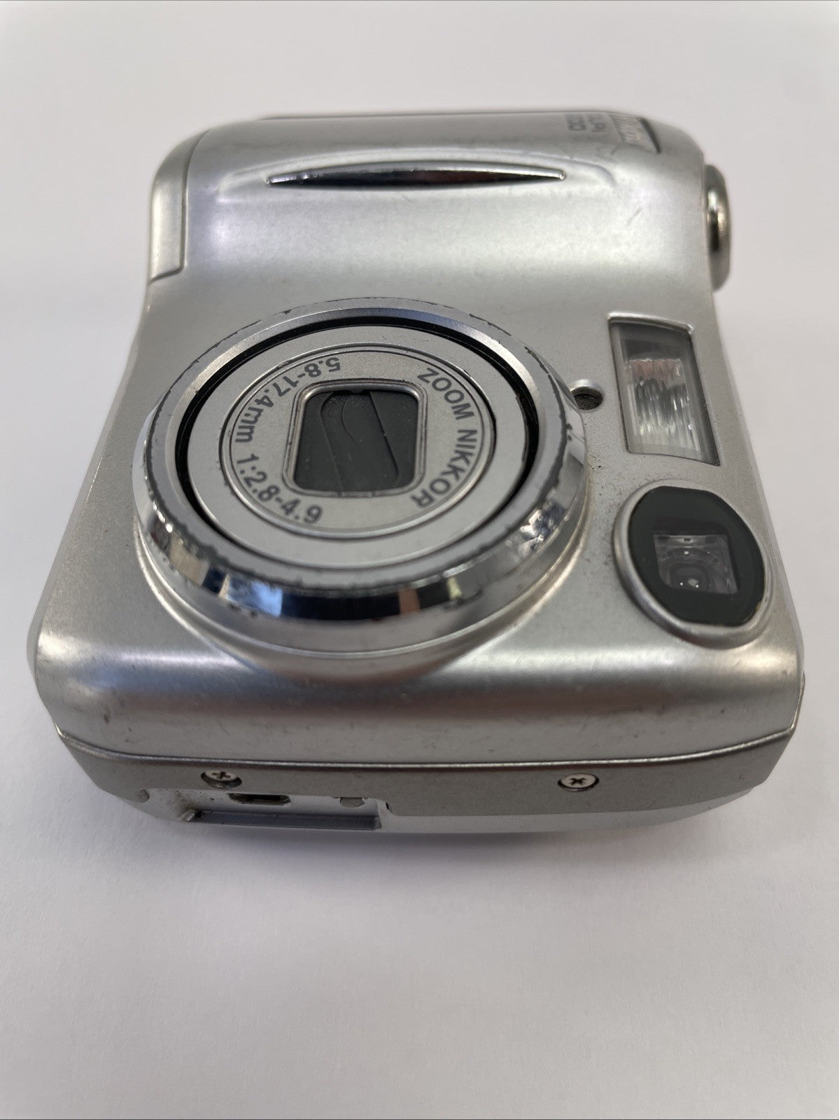 Nikon Coolpix e3200 Silver 3.2 MP 3x Optical Zoom Digital Camera