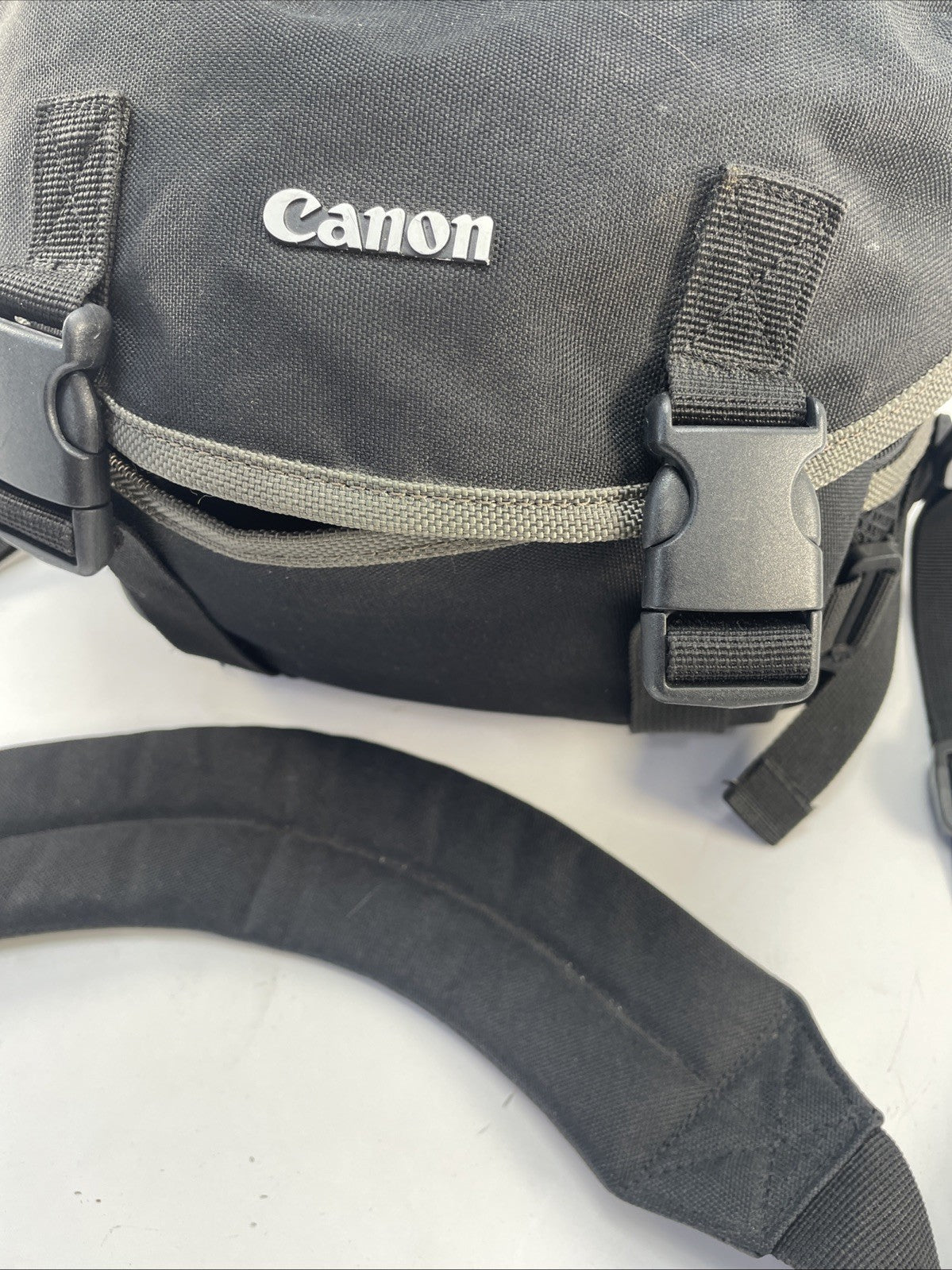 Canon AE-1 Program 35mm SLR Film Camera Tamron 35-135mm f/3.5-4.2 CF Tele Macro