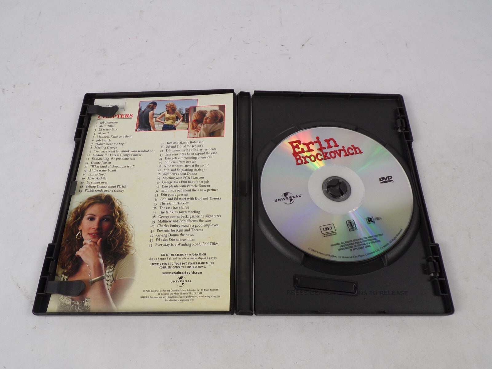 "A Triumph!" Julia Roberts Is Erin BrockovichBased On A True Story DVD Movies