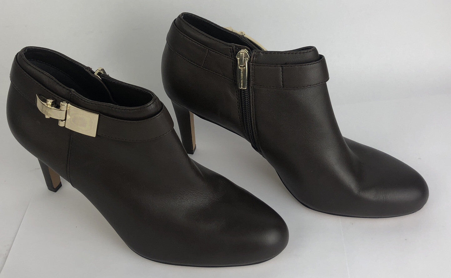 Vince Camuto High Heeled Shoes Brown w / Gold  Zipper Buckle Women’s Size 8.5M