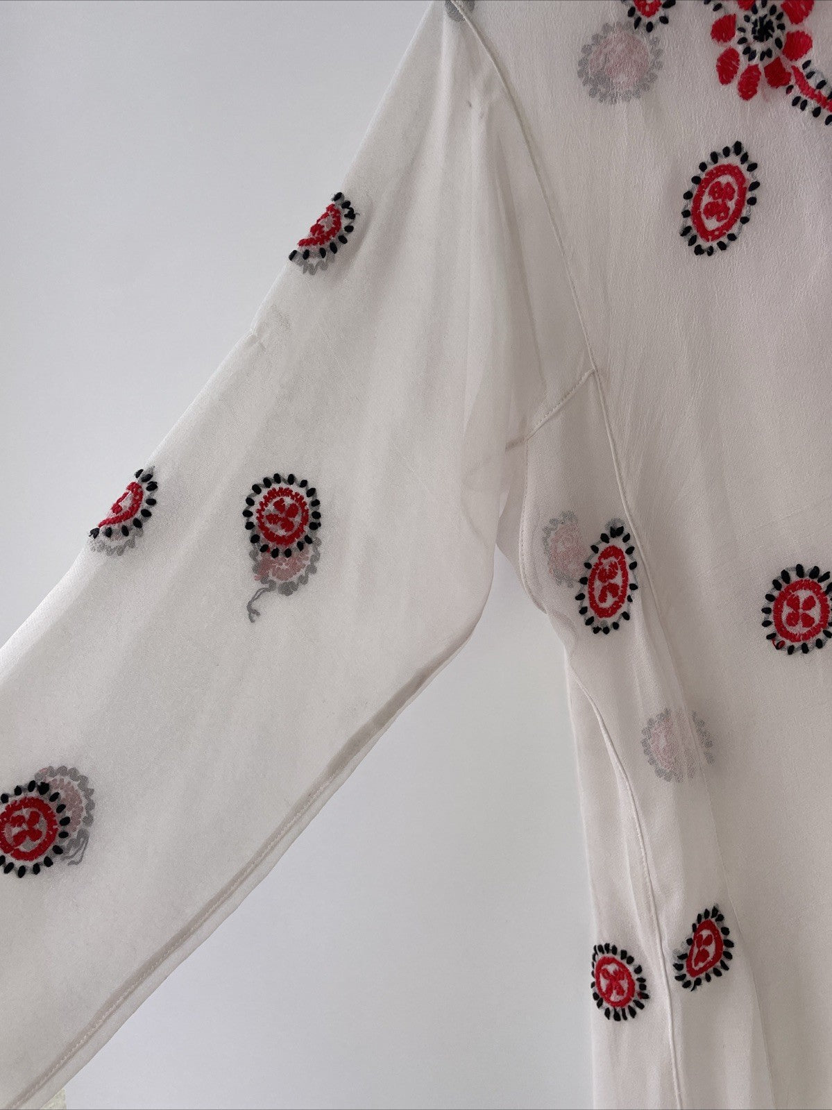 CoHabitat Linen Hand Embroidered Sheer Floral Button Front Tunic Top Size S / M
