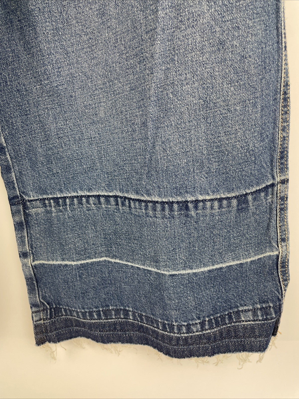 PELLO Los Angeles Wide Leg Jeans 13 Grey Distressed Raw Hem High Rise Y2K Grunge