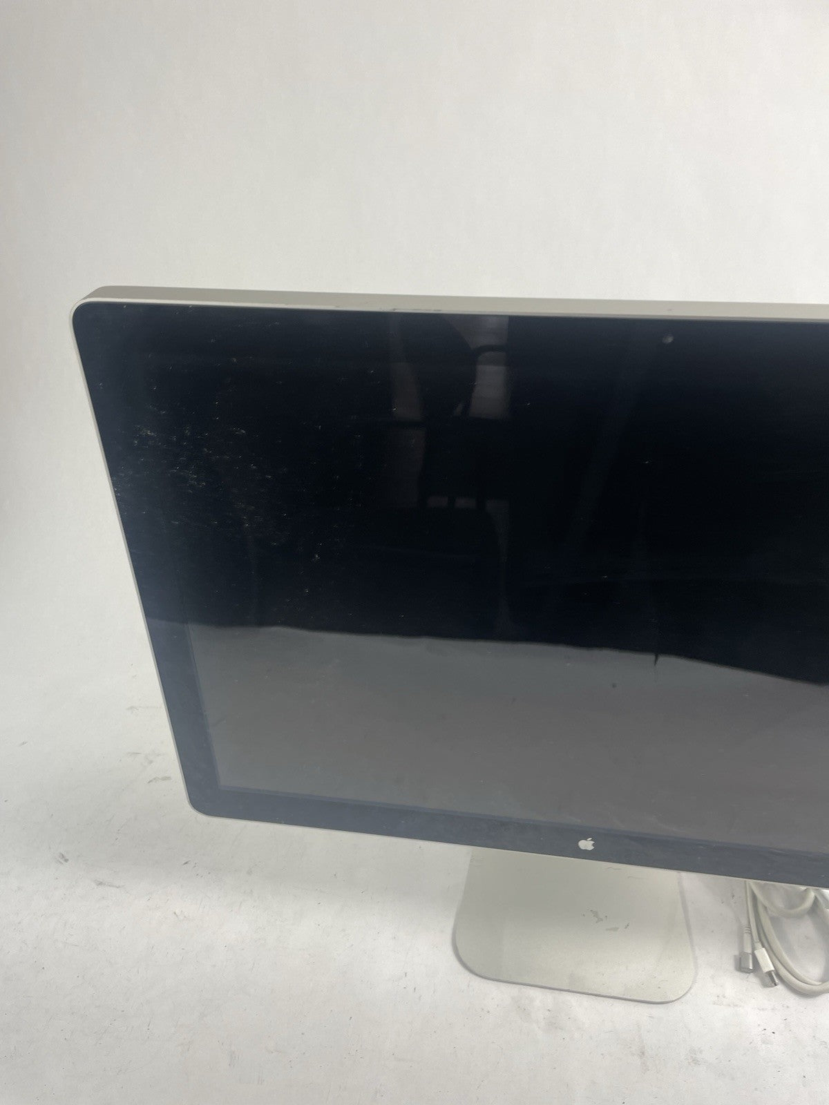 Apple LED Cinema Display A1267 24"  Widescreen Monitor FOR PARTS OR REPAIR