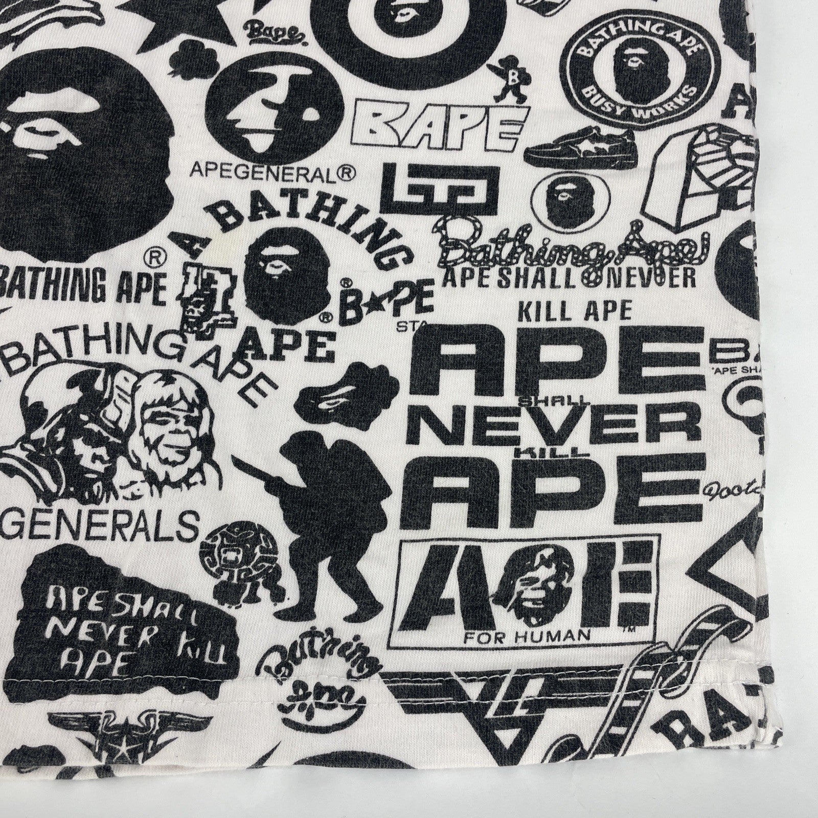 A Bathing Ape BAPE Men's All Over Graphic Logo Crew Neck Short Sleeve T-Shirt L