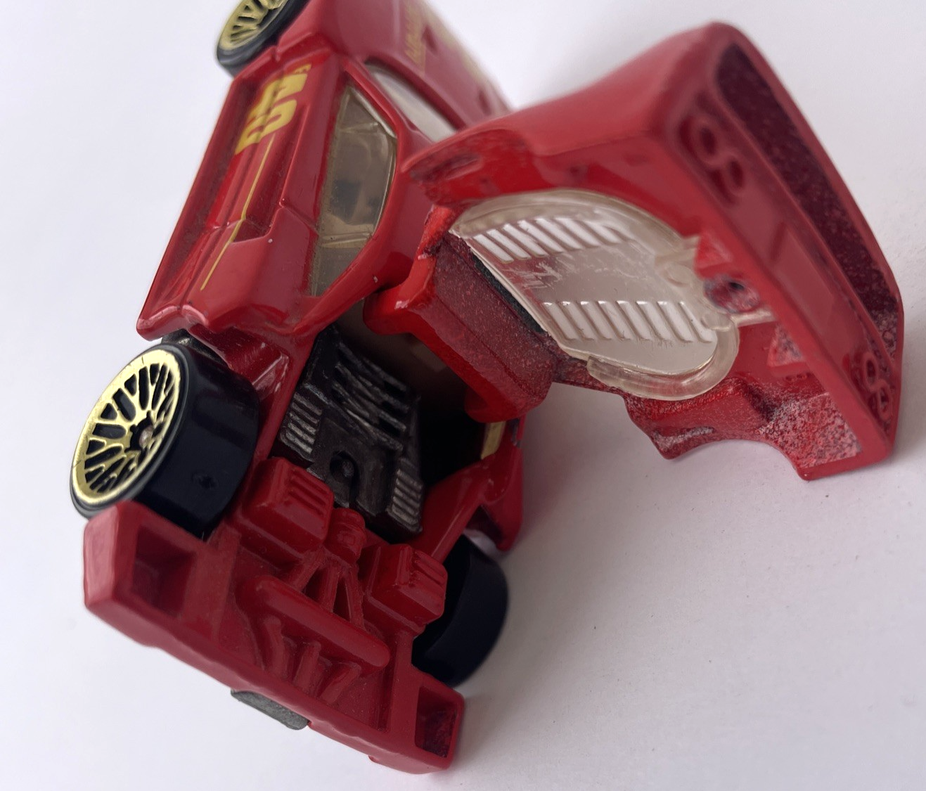 Hot Wheels Ferrari F40 Diecast Car 1988 Red Opening Hood 1:64 Scale Gold Rims