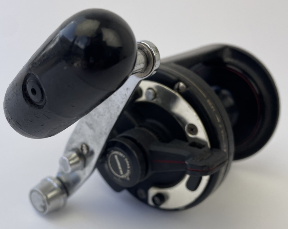 Shimano Fishing Tackle TLD15 Lever Drag Conventional Reel 4.0:1 4BB Right-Hand