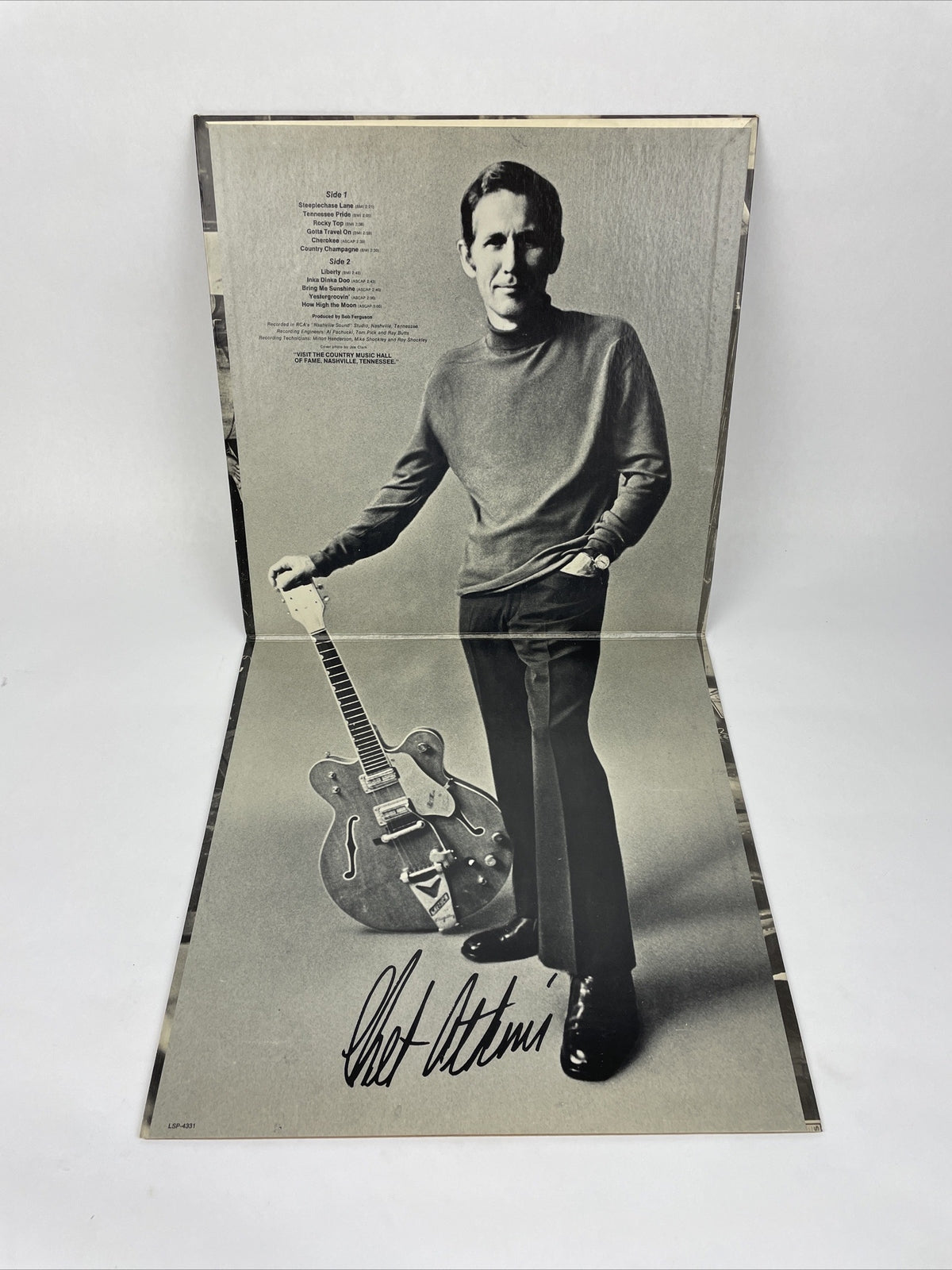 Chet Atkins ‎Yestergroovin' ‘ Vinyl LP US 1970 LSP 4331 RCA Victor K89