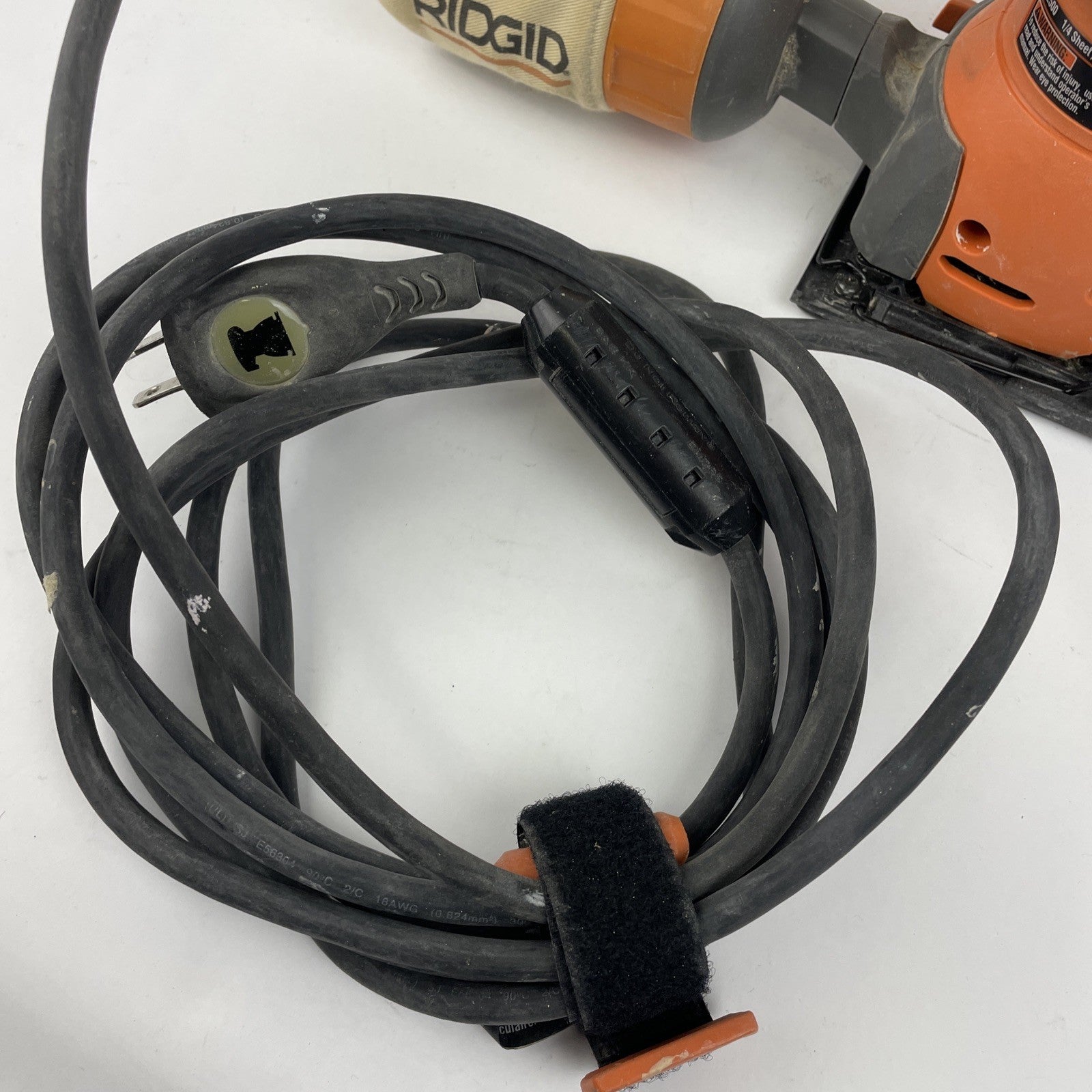 💥RIDGID R2500 CORDED ELECTRIC 1/4 SHEET SANDER 120V w/ Soft CASE