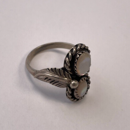 Navajo Native American Mother of Pearl 925 Sterling Silver Ring Size 6.5 Vintage