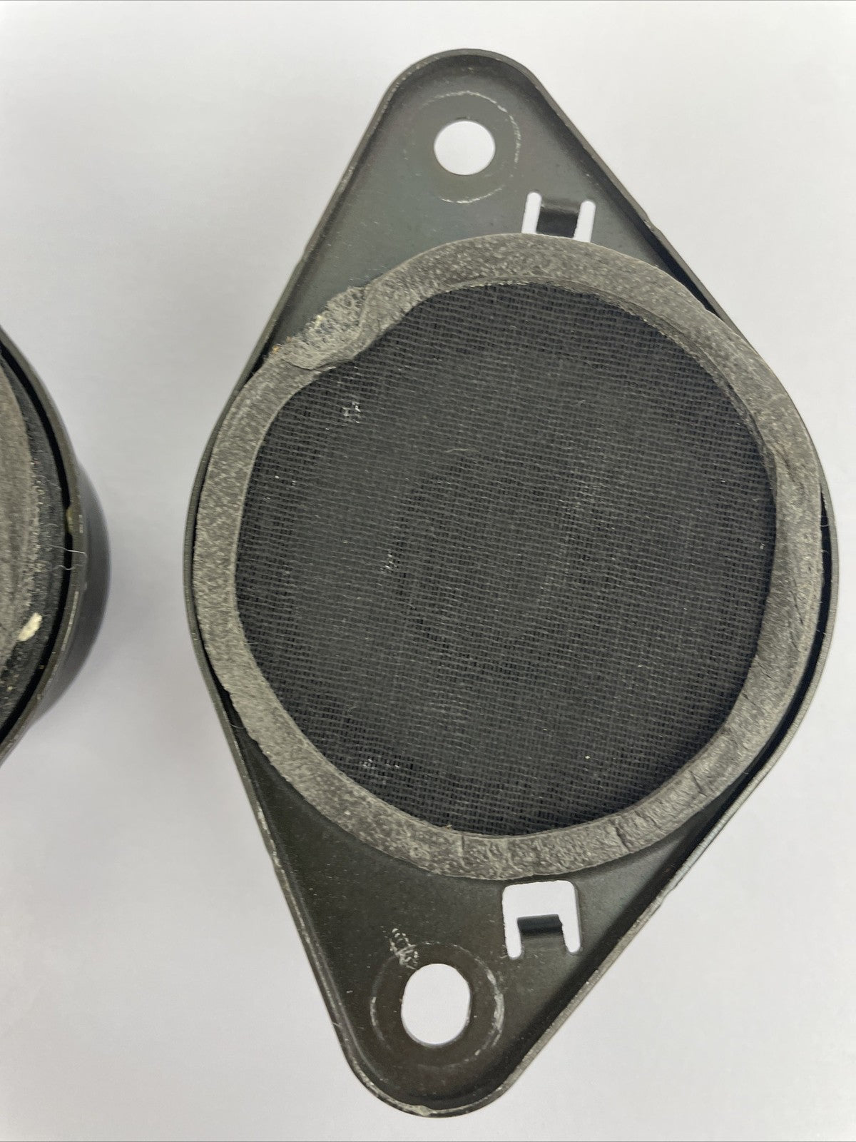 02-06 TOYOTA  FRONT LEFT AND RIGHT DASH TWEETER OUTER SPEAKER JBL OEM