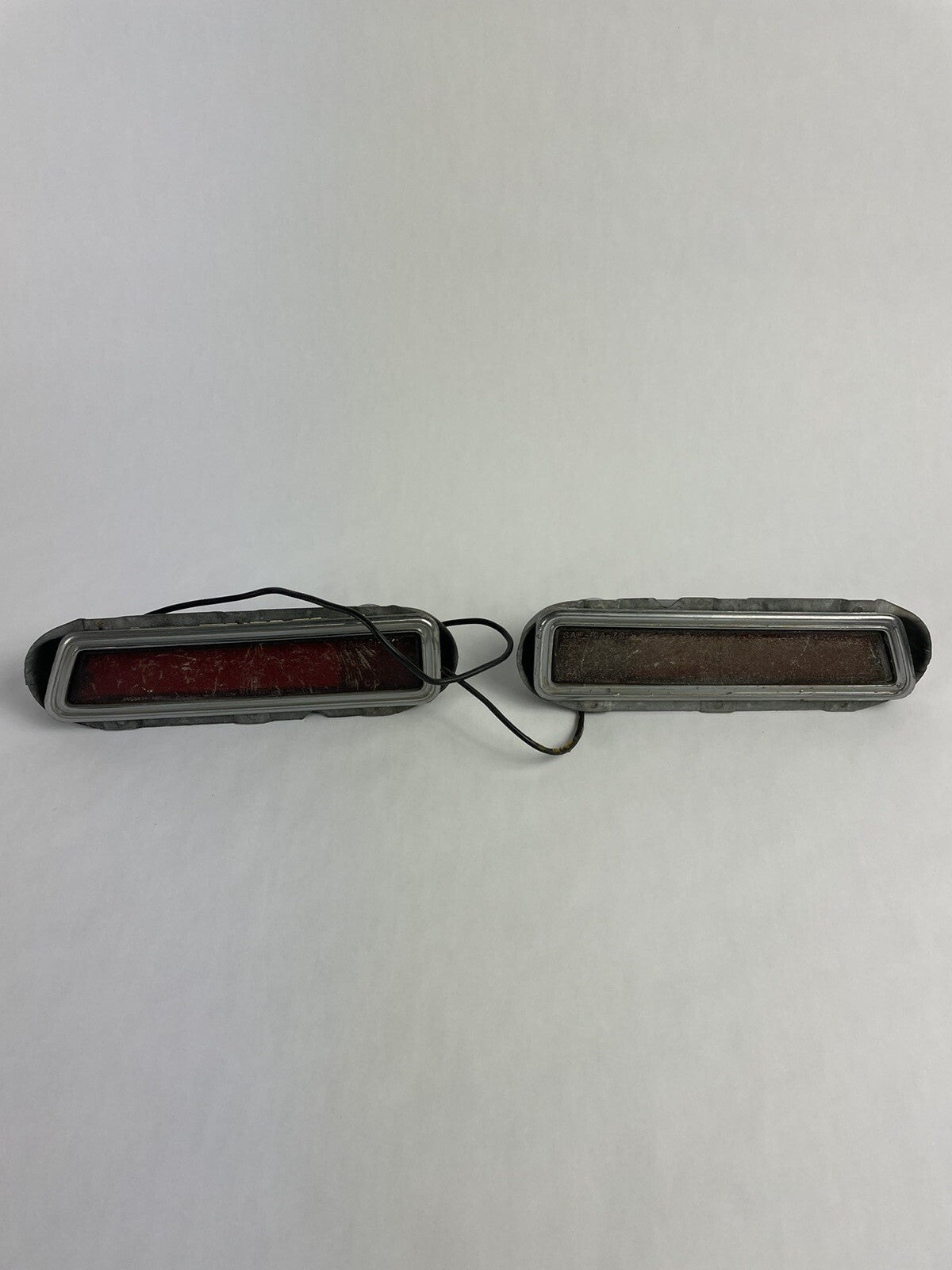 1970 Plymouth red marker light pair RH LH SAE PIA 70L OEM