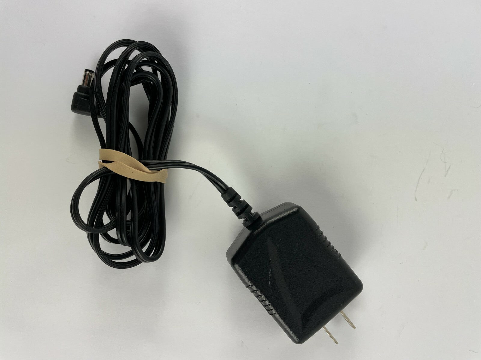 Genuine Jentec JTA0302A Output 5 V 2 A Power Supply Adapter A57