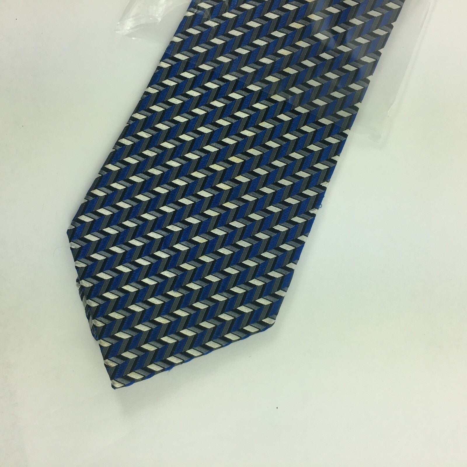 Genuine Geoffrey Beene Long Handmade Stylish Formal/Casual Tie Multi Coloured