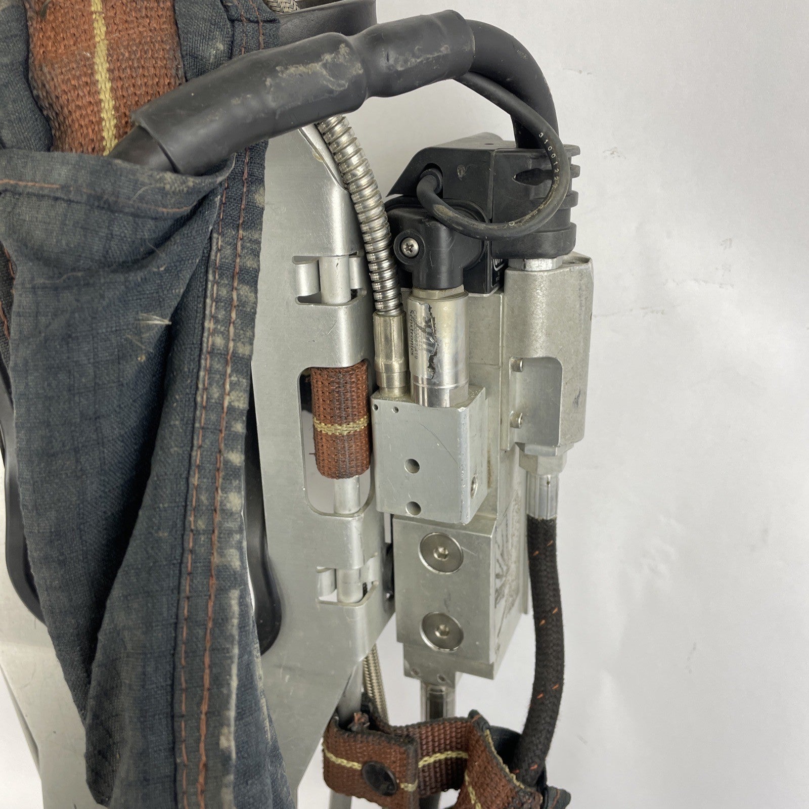 SCOTT SAFETY 4.5 4500 SCBA Air Pack Harness EZ-Flow Air Pak Plus with Sensor N