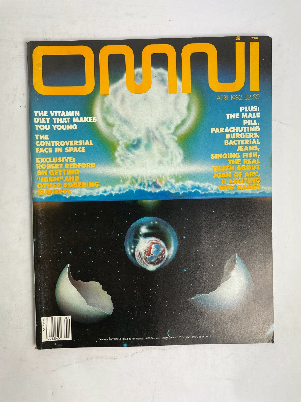 April 1982 Omni Magazine Parachuting Burgers Bacterial Jeans Singing Fish Truth