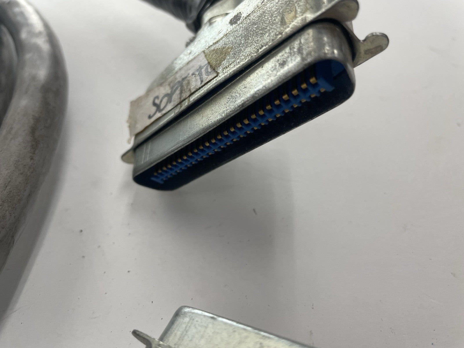 Alpha Wire E 1181/50C Cable 22 AWG 50 Conductors IDC Type Male CN50 Crimp Cable