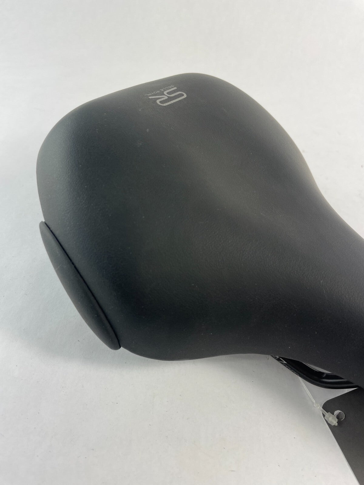 Selle Royal Avenue Athletic Cycling Super Comfortable Bike Seat Black