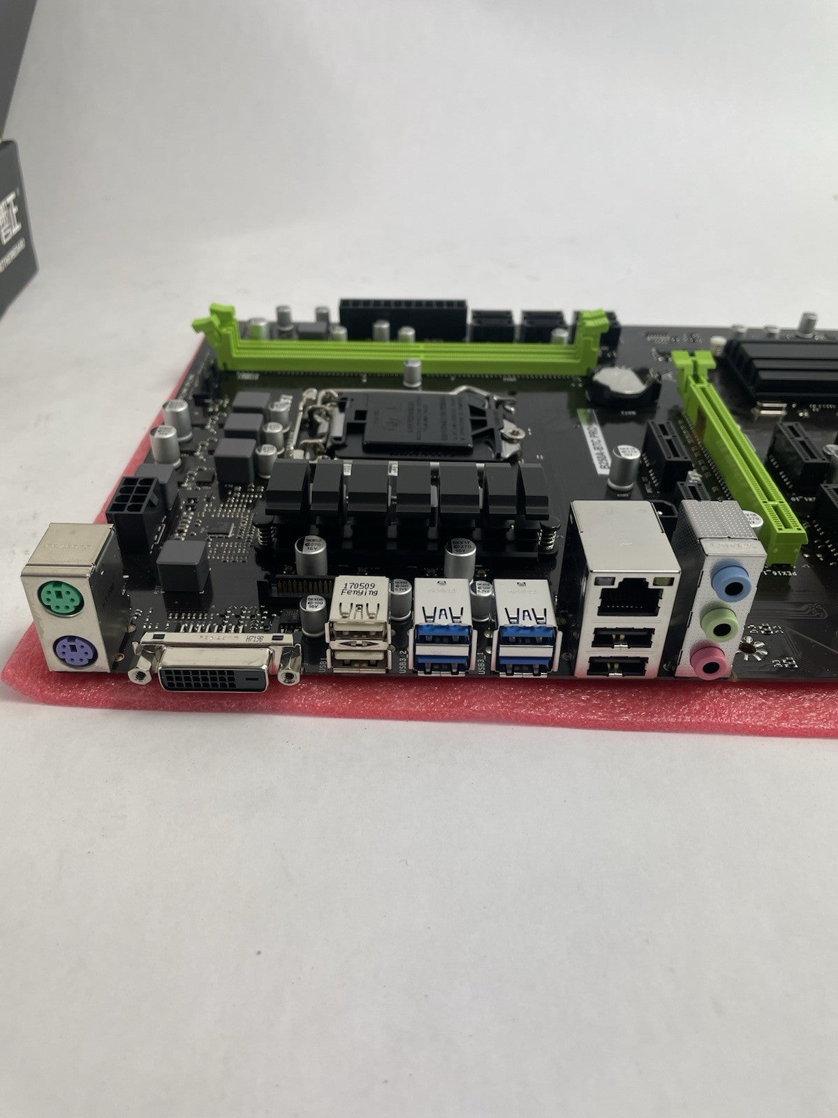 BTC Mining Dedicated Motherboard SUPoX B250A-BTC PRO 12 Graphics B250 LGA115