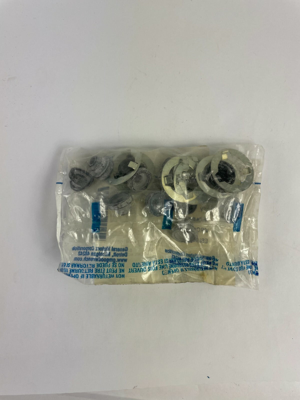 Genuine GM Automotive Part X39-104-E3 2203-9457 Grommet WSWA SOL Lot of 10 A2